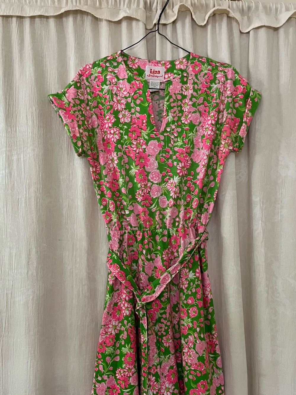 Vintage Lilly Pulitzer "Liza" Cap Sleeve Elastic Waist Floral Dress, Size Medium